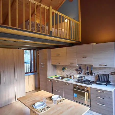 Canova Piano Primo - Cosy Orta Area 아파트 *