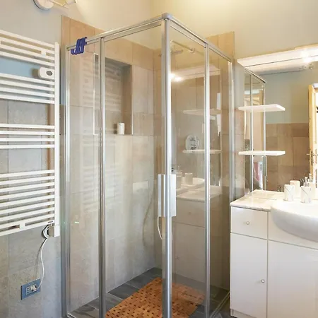 Canova Piano Primo - Cosy Orta Area 오메그나