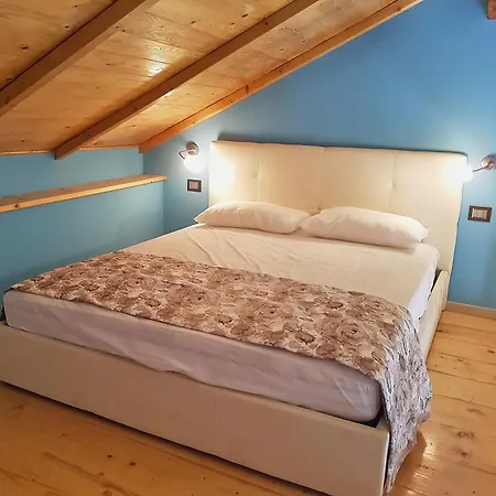 아파트 Canova Piano Primo - Cosy Orta Area 오메그나